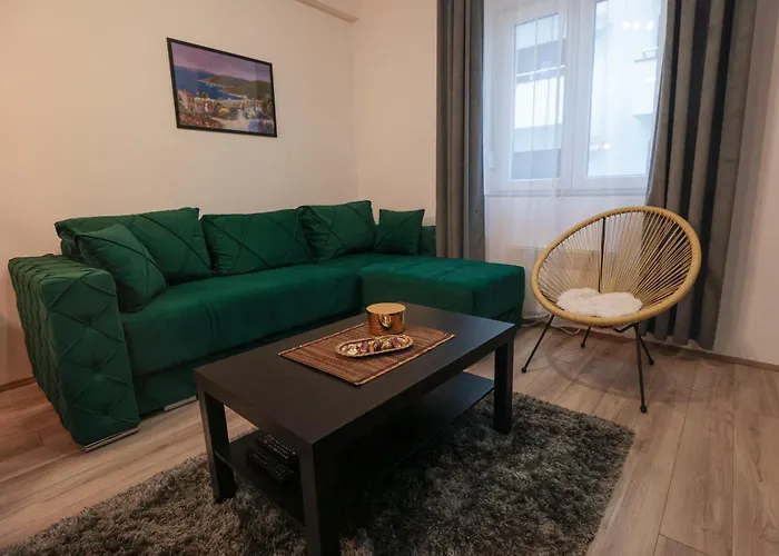 Zeus * ג'אגודינה